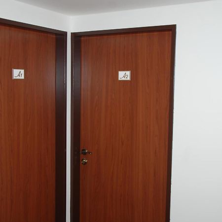 Penzion Ulicka Stupava Kamer foto